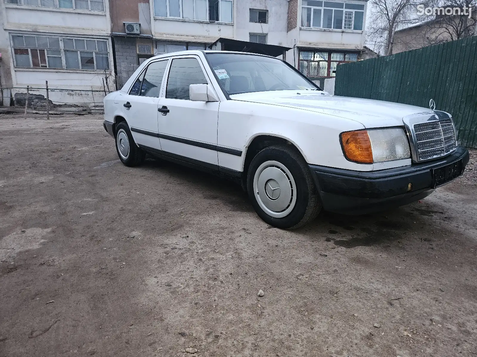 Mercedes-Benz W124, 1987-1