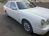 Mercedes-Benz E class, 2000-2