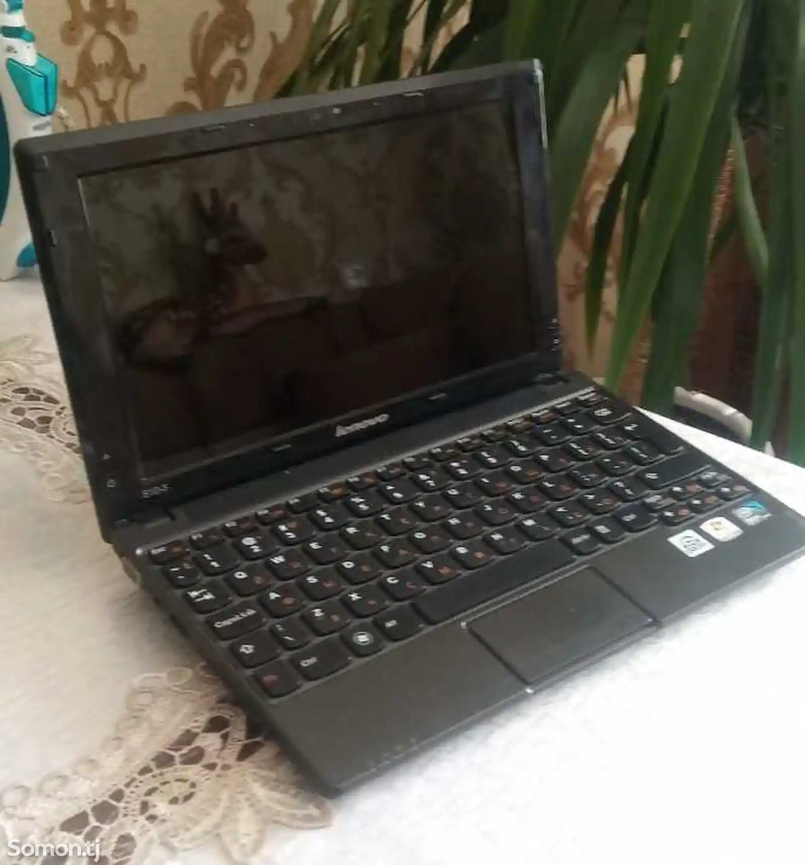 Нетбук Lenovo-1