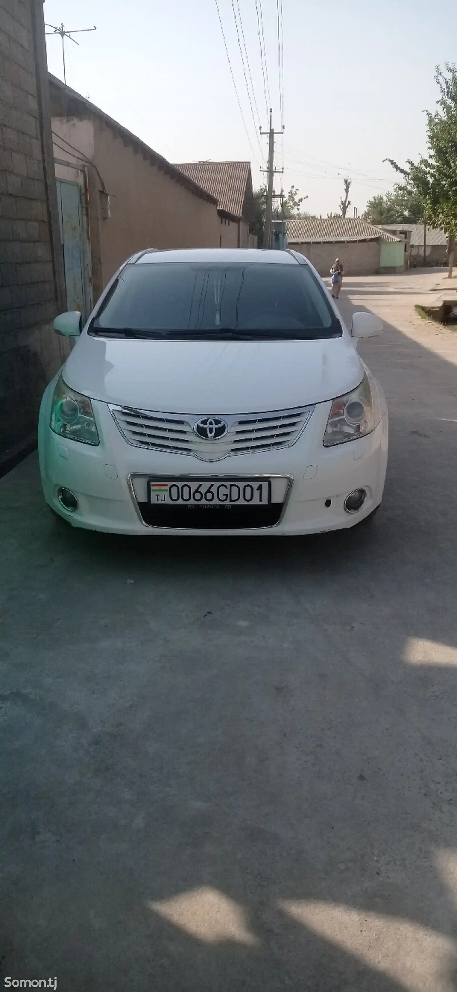 Toyota Avensis, 2010-1