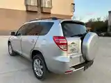 Toyota RAV 4, 2012-5