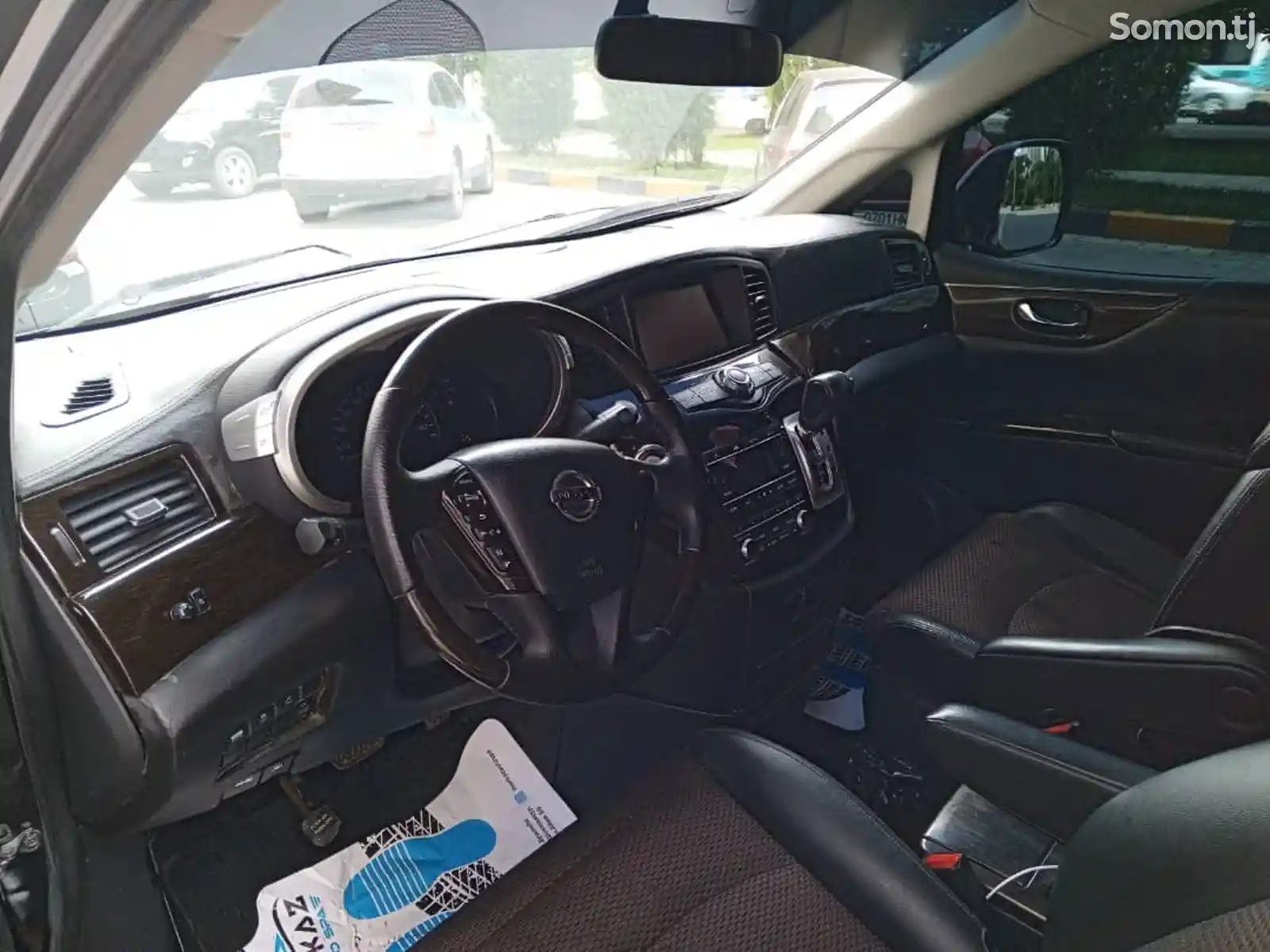 Nissan Elgrand, 2014-4