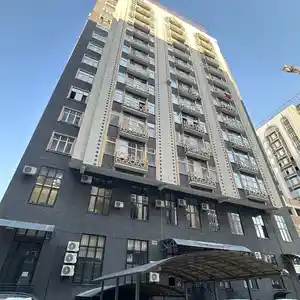 2-комн. квартира, 5 этаж, 91 м², Овир, Гранд Отель