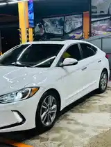 Hyundai Elantra, 2018-3