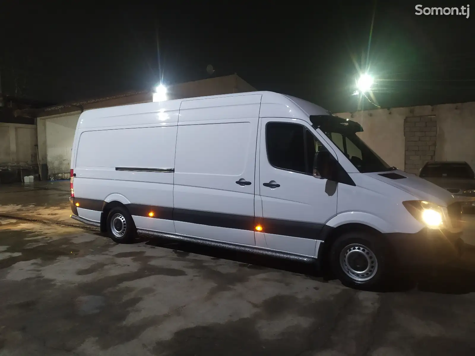 Фургон Mercedes-Benz Sprinter, 2015-1