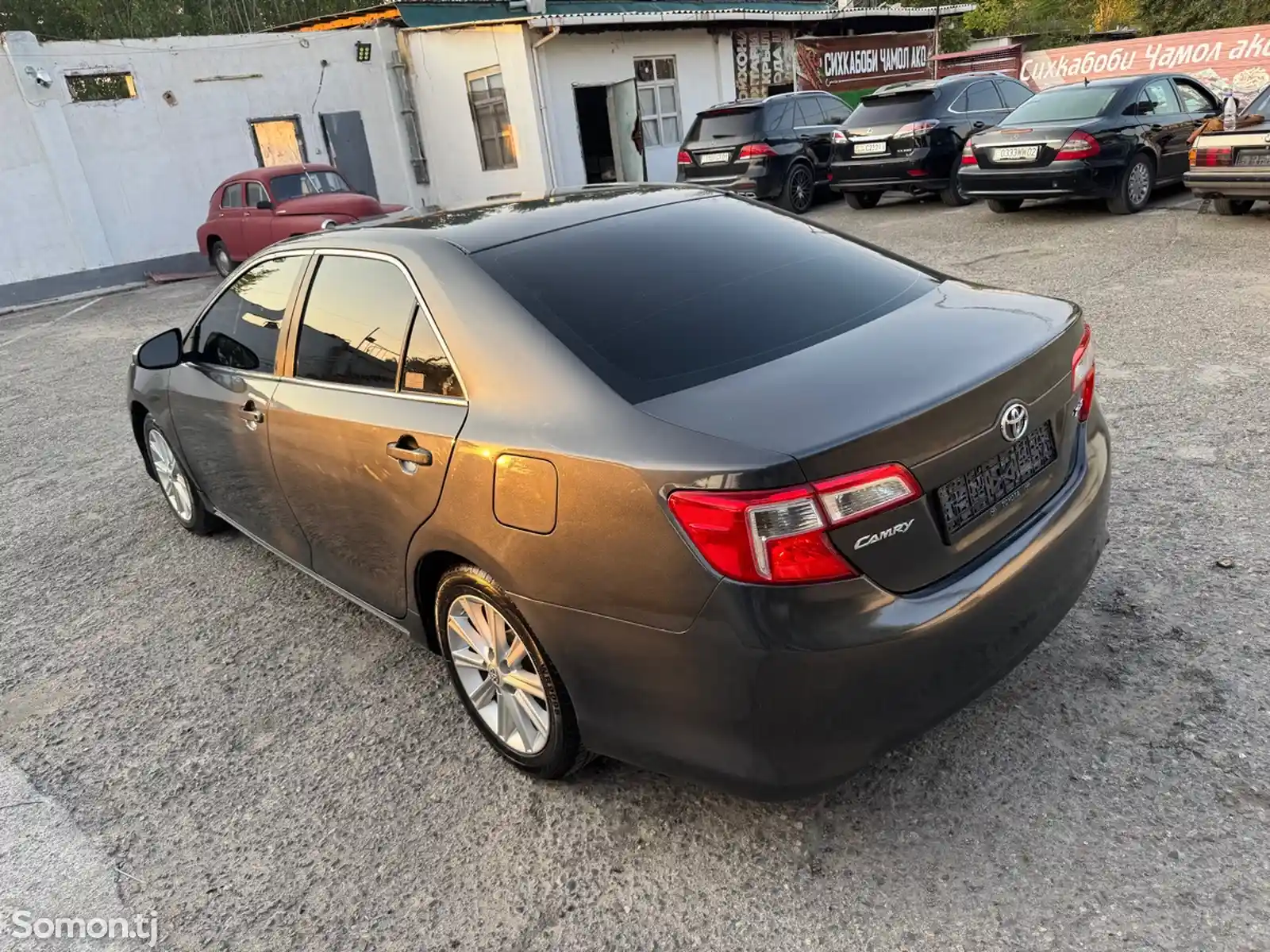 Toyota Camry, 2012-4