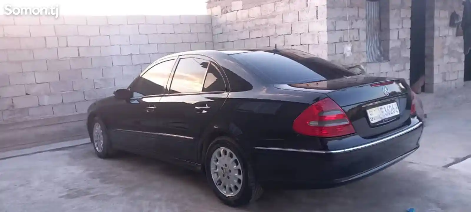 Mercedes-Benz E class, 2002-5