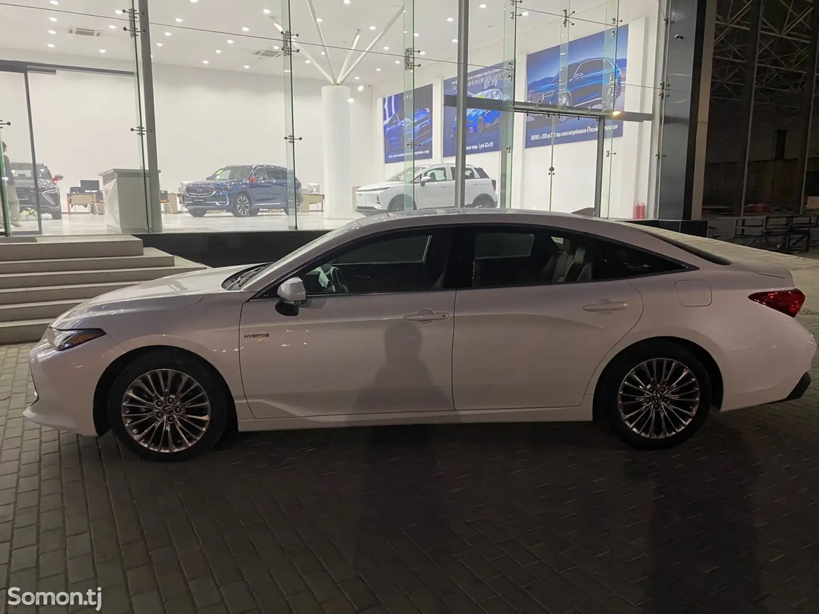 Toyota Avalon, 2019-4