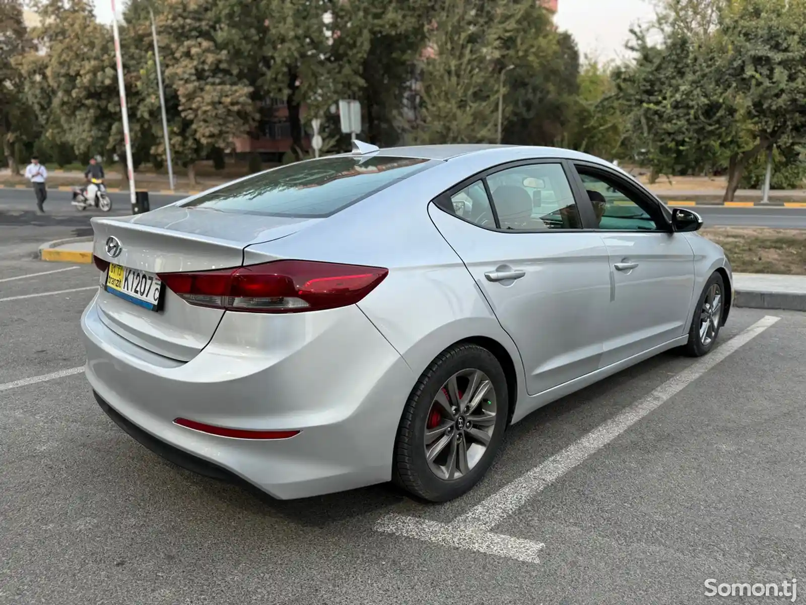 Hyundai Elantra, 2017-1