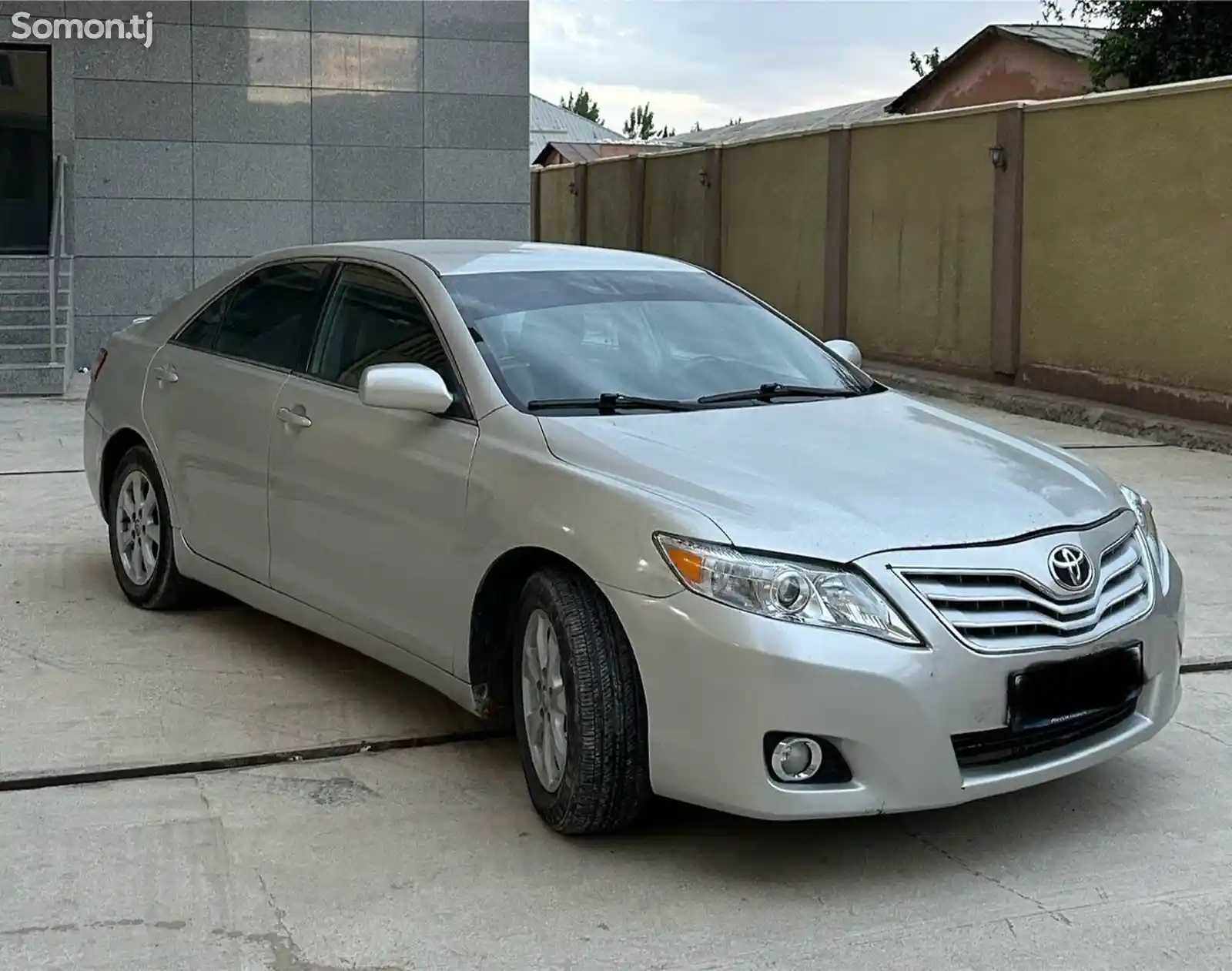 Toyota Camry, 2010-1