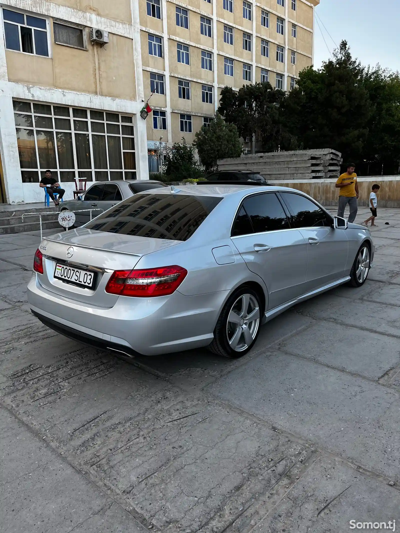 Mercedes-Benz E class, 2011-6