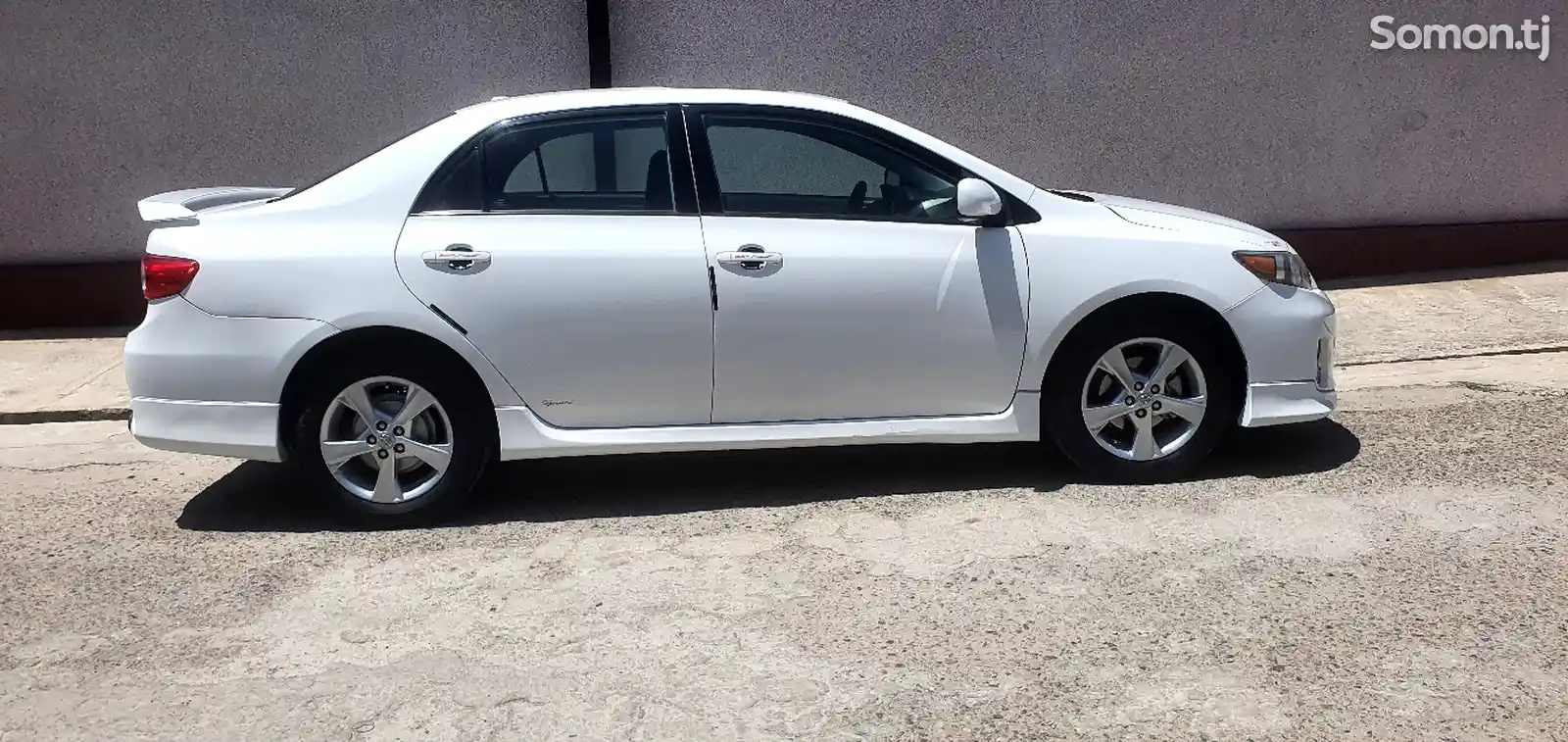 Toyota Corolla, 2010-12