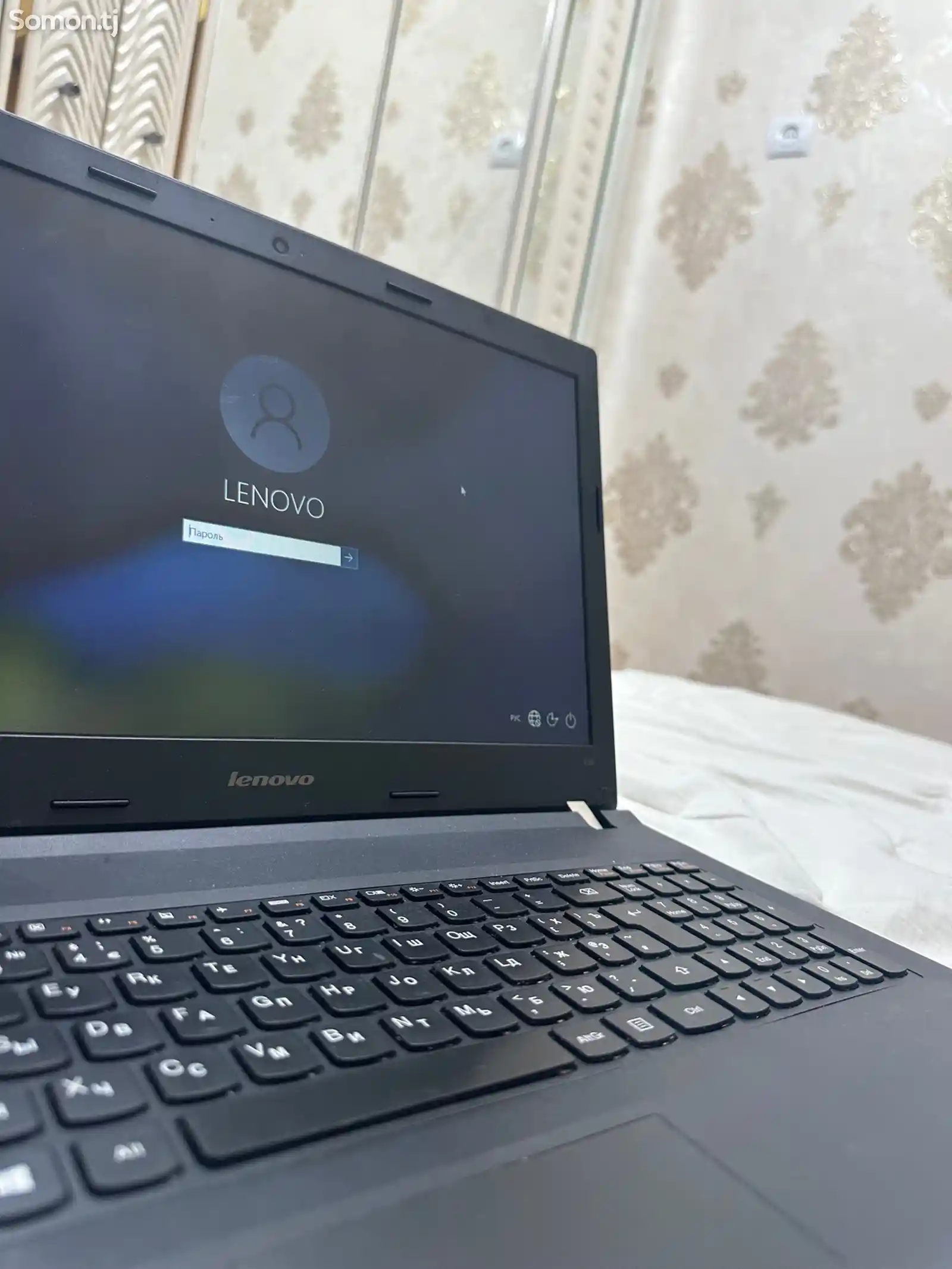 Ноутбук Lenovo-1