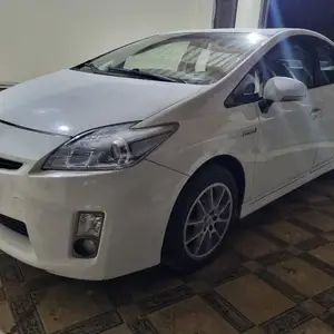 Toyota Prius, 2011