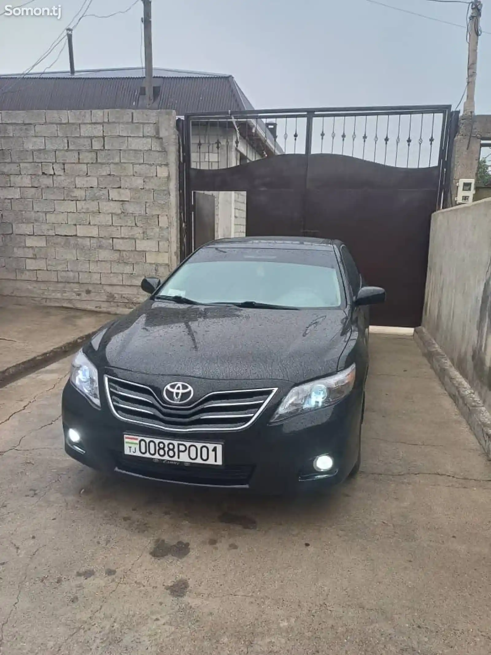 Toyota Camry, 2011-1