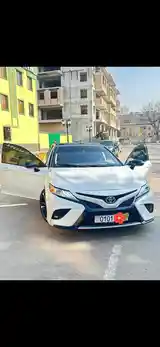 Toyota Camry, 2018-8