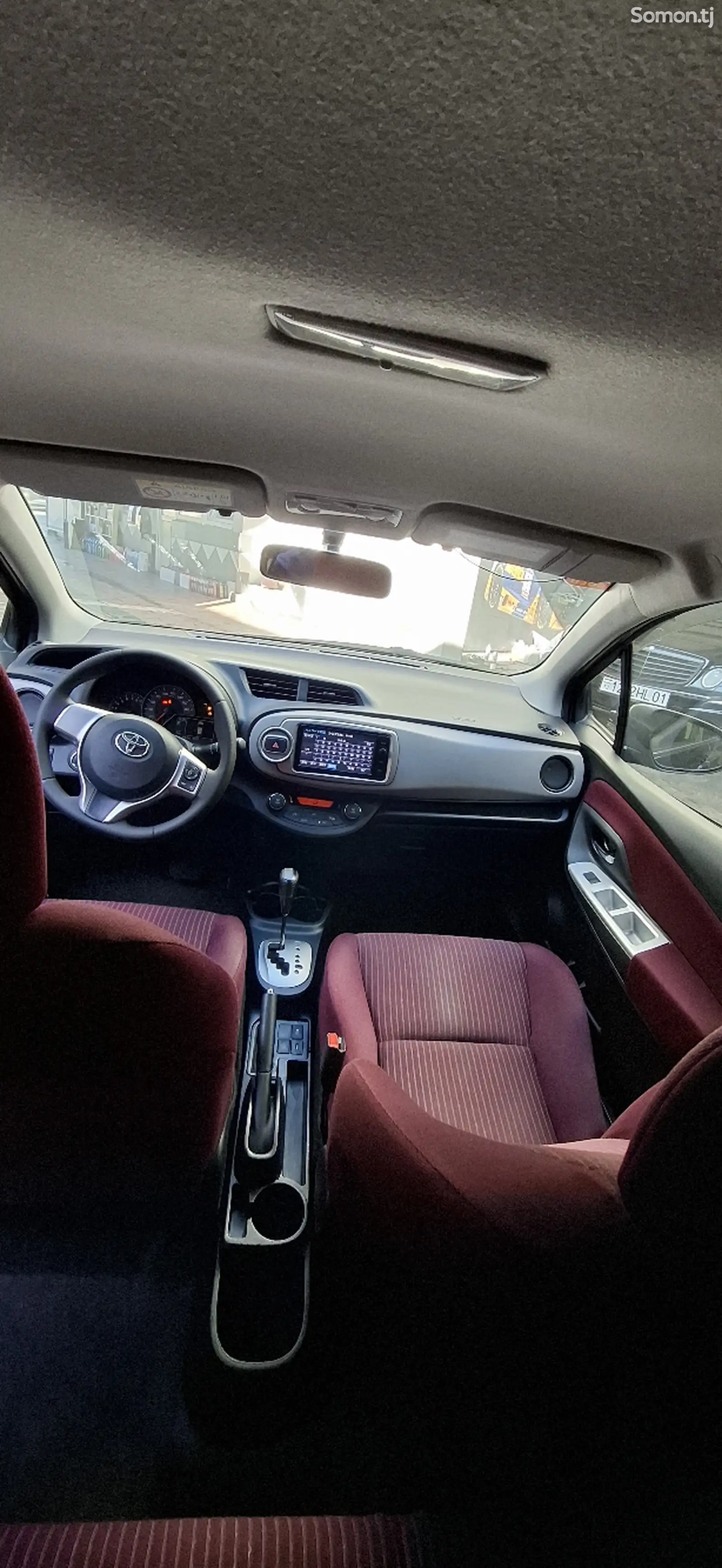 Toyota Vitz, 2015-4