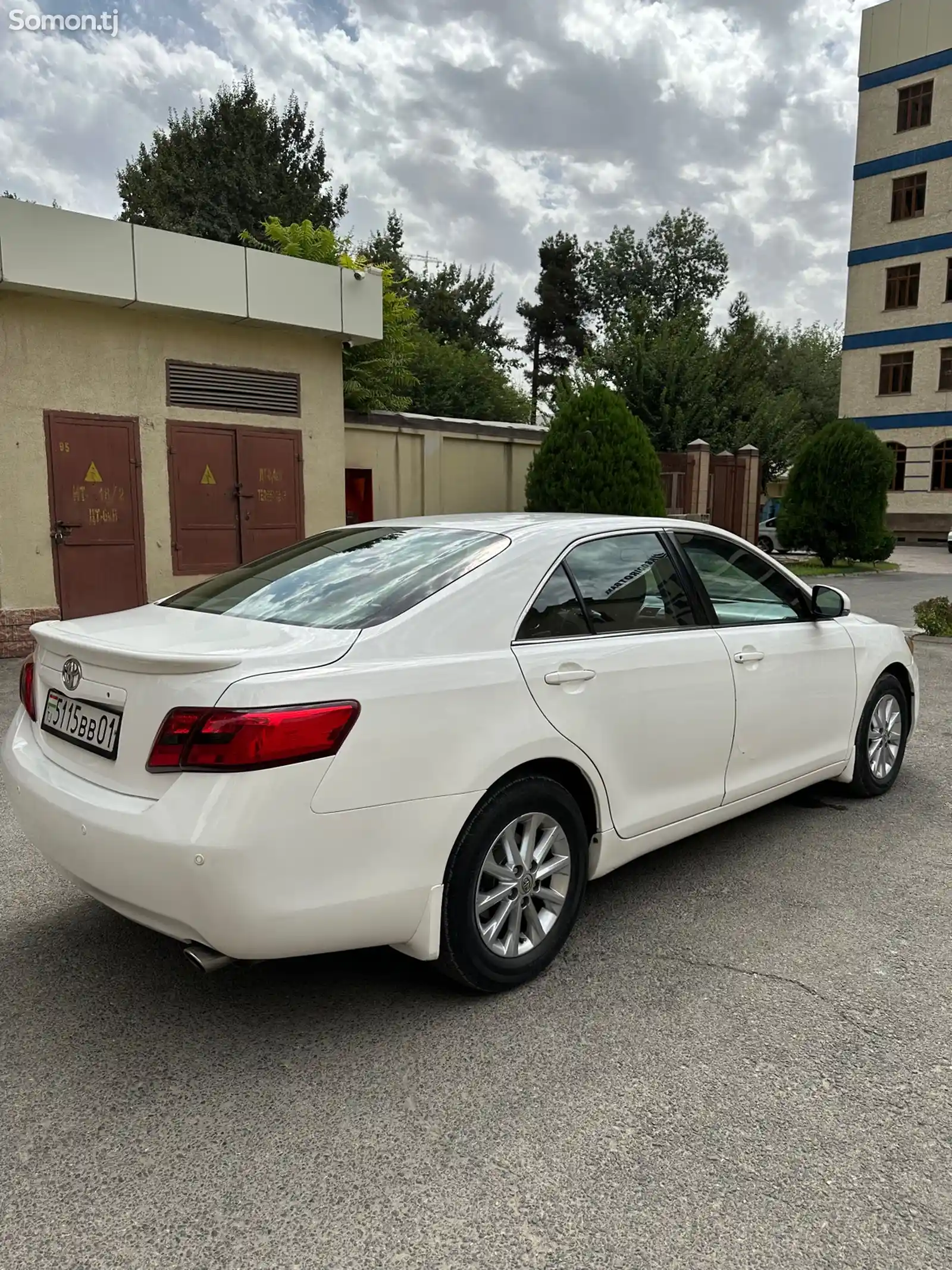 Toyota Camry, 2010-4