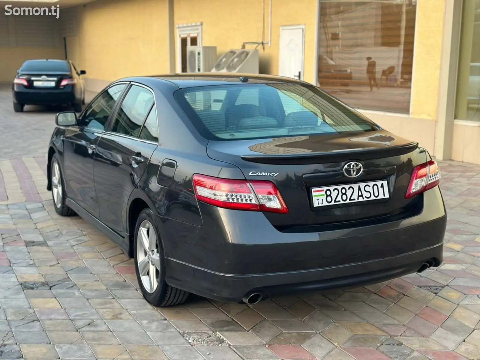 Toyota Camry, 2010-6