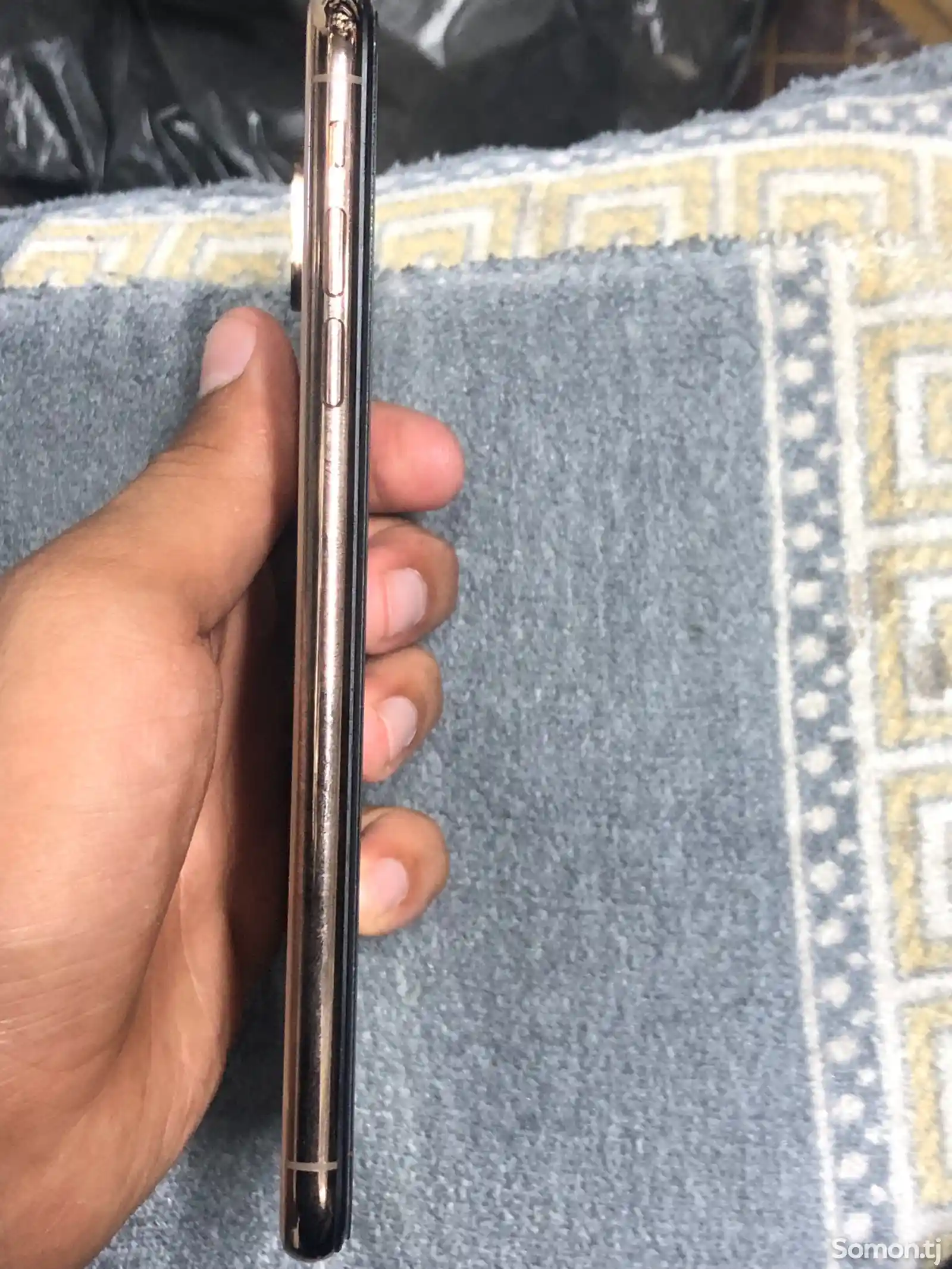 Apple iPhone Xs Max, 64 gb, Gold-3