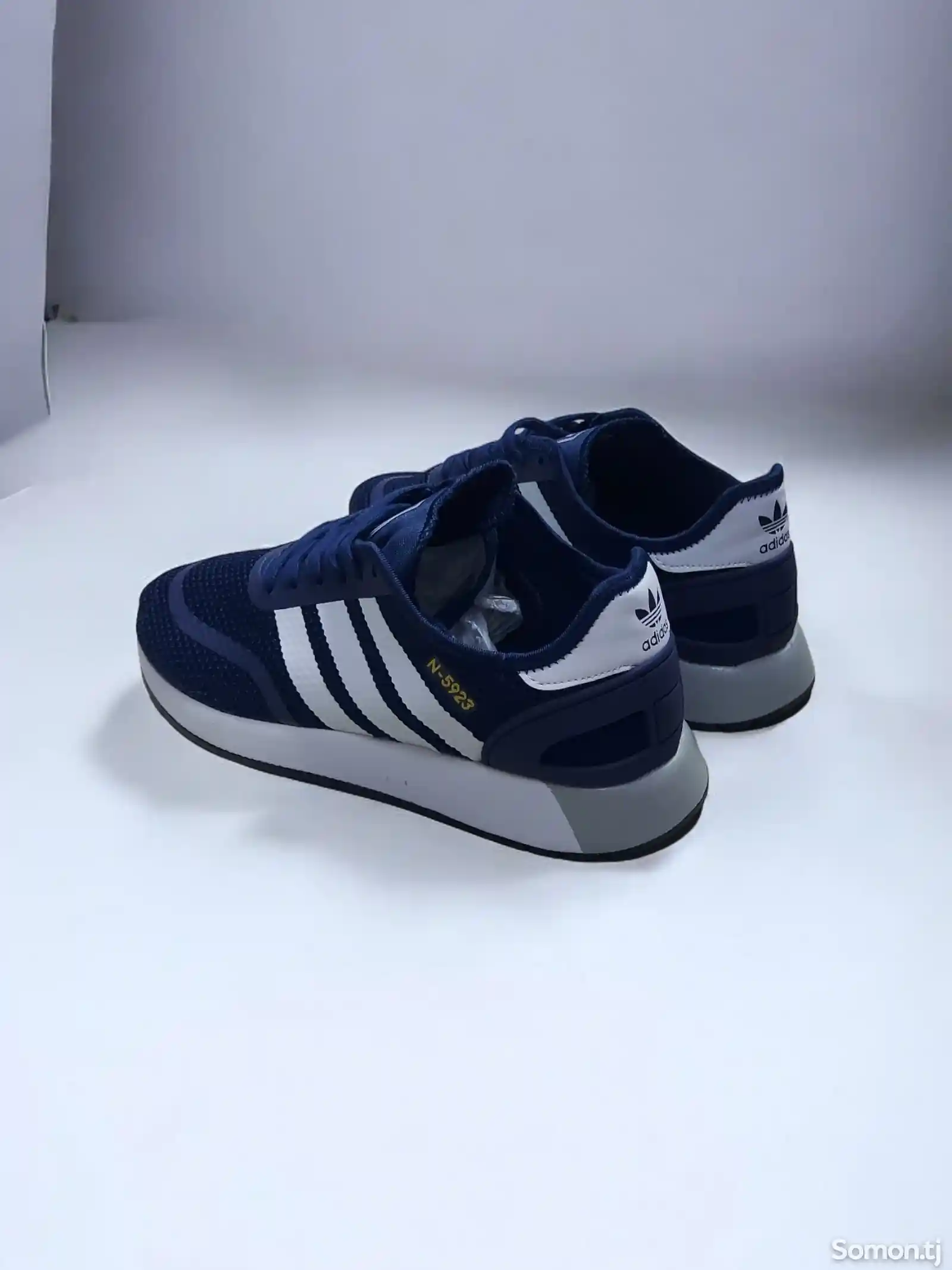 Кроссовки Adidas-4