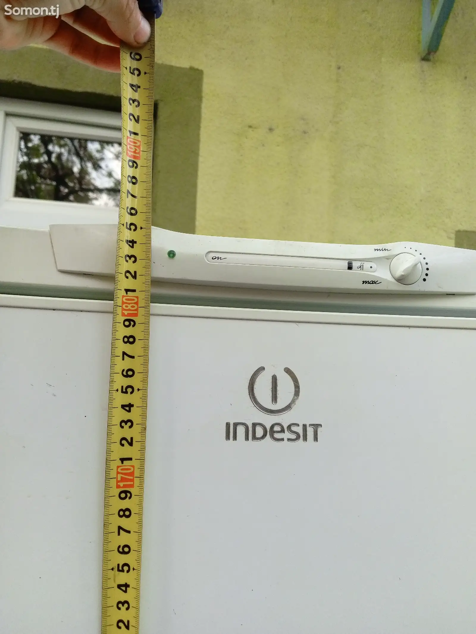 Холодильник Indesit-3