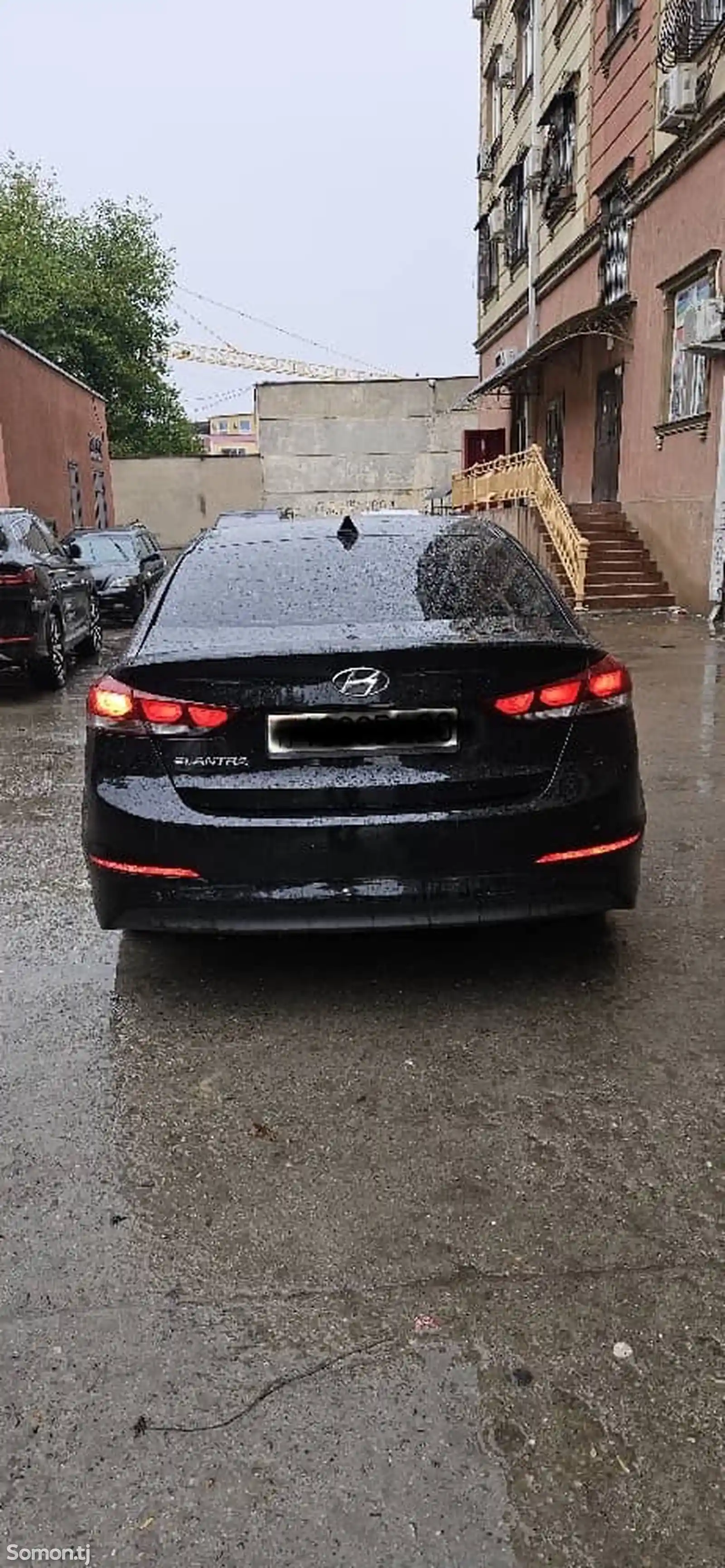 Hyundai Elantra, 2017-5