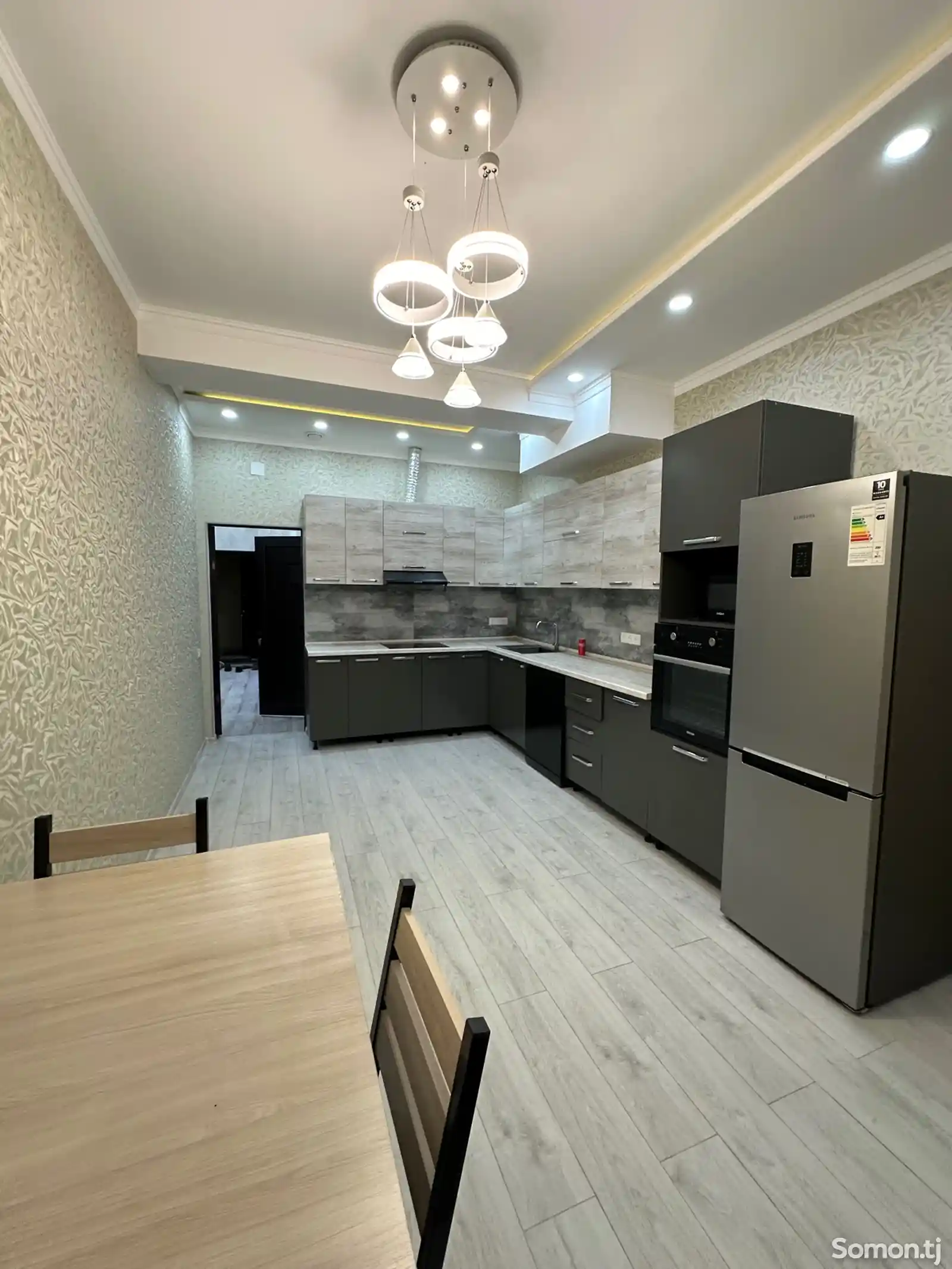 2-комн. квартира, 11 этаж, 70м², Альфемо-5