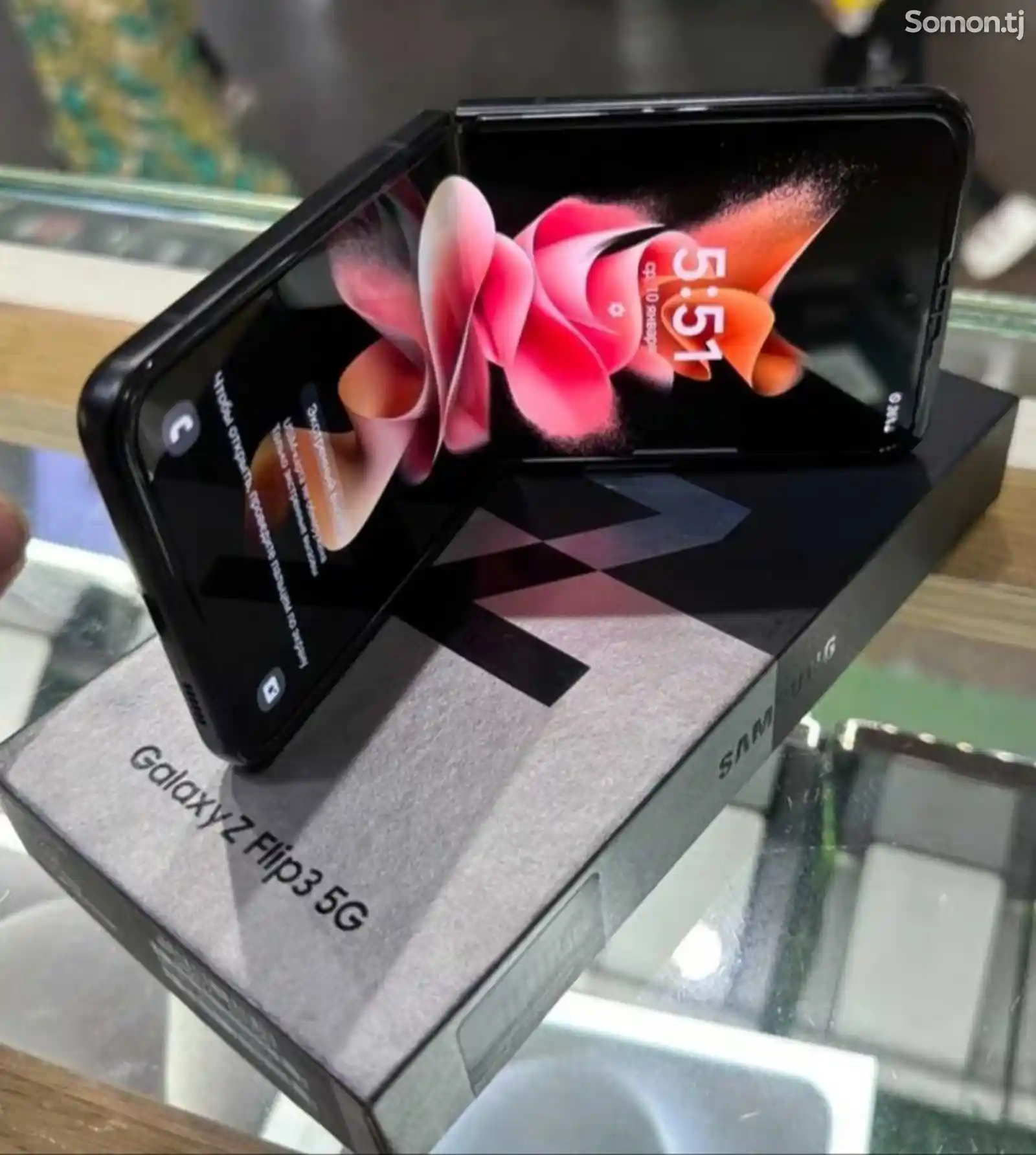 Samsung Galaxy Z Flip 3 5G-5