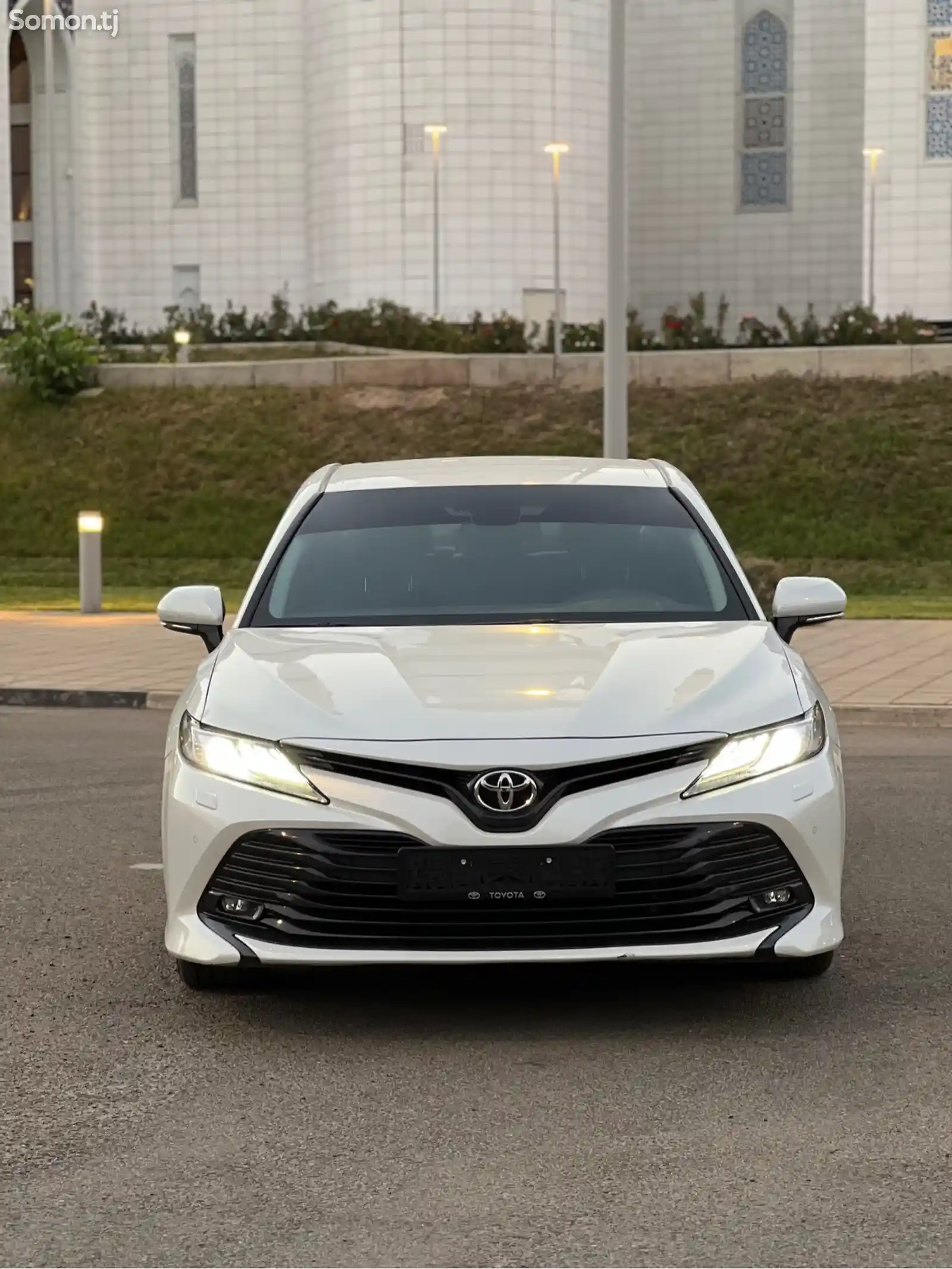 Toyota Camry, 2018-3