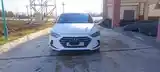 Hyundai Elantra, 2017-4