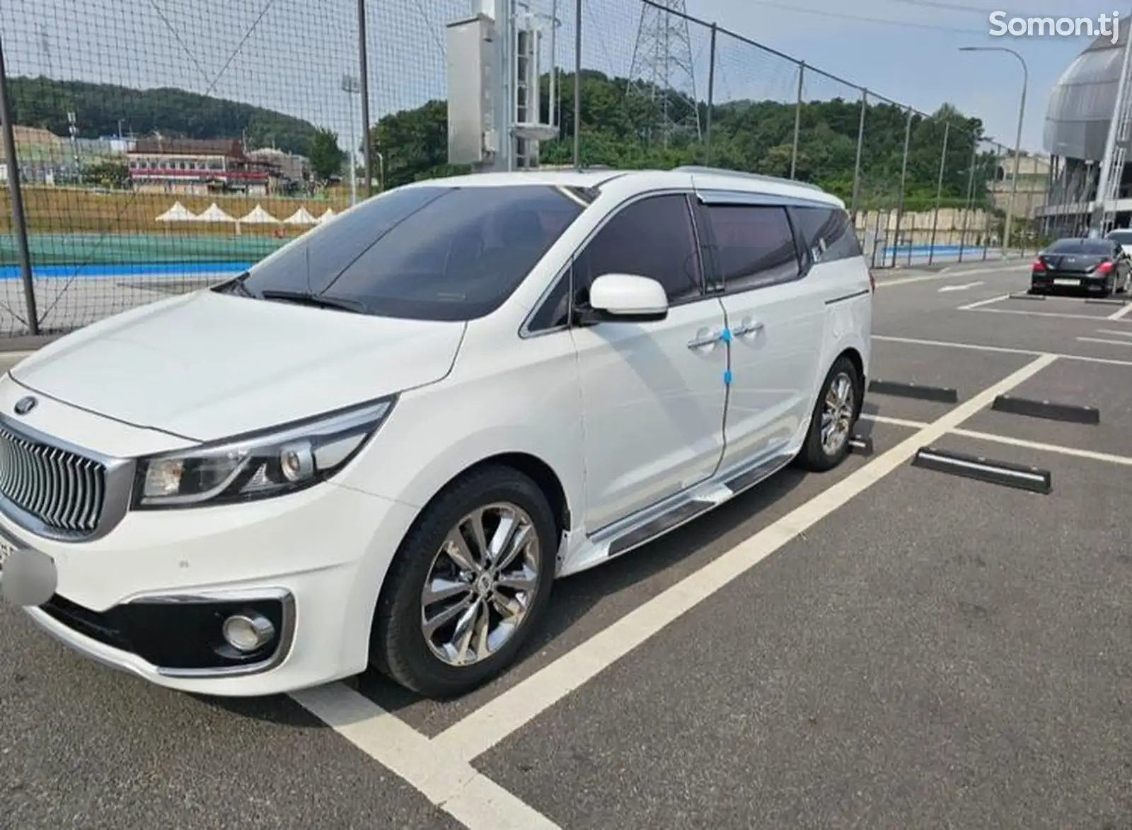 Kia Carnival, 2015-4