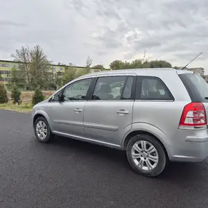 Opel Zafira, 2008