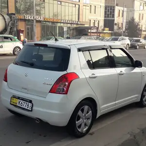 Suzuki Swift, 2009