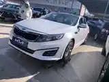 Kia K5, 2015-3