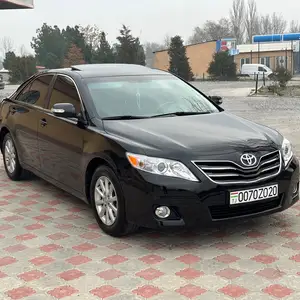 Toyota Camry, 2011