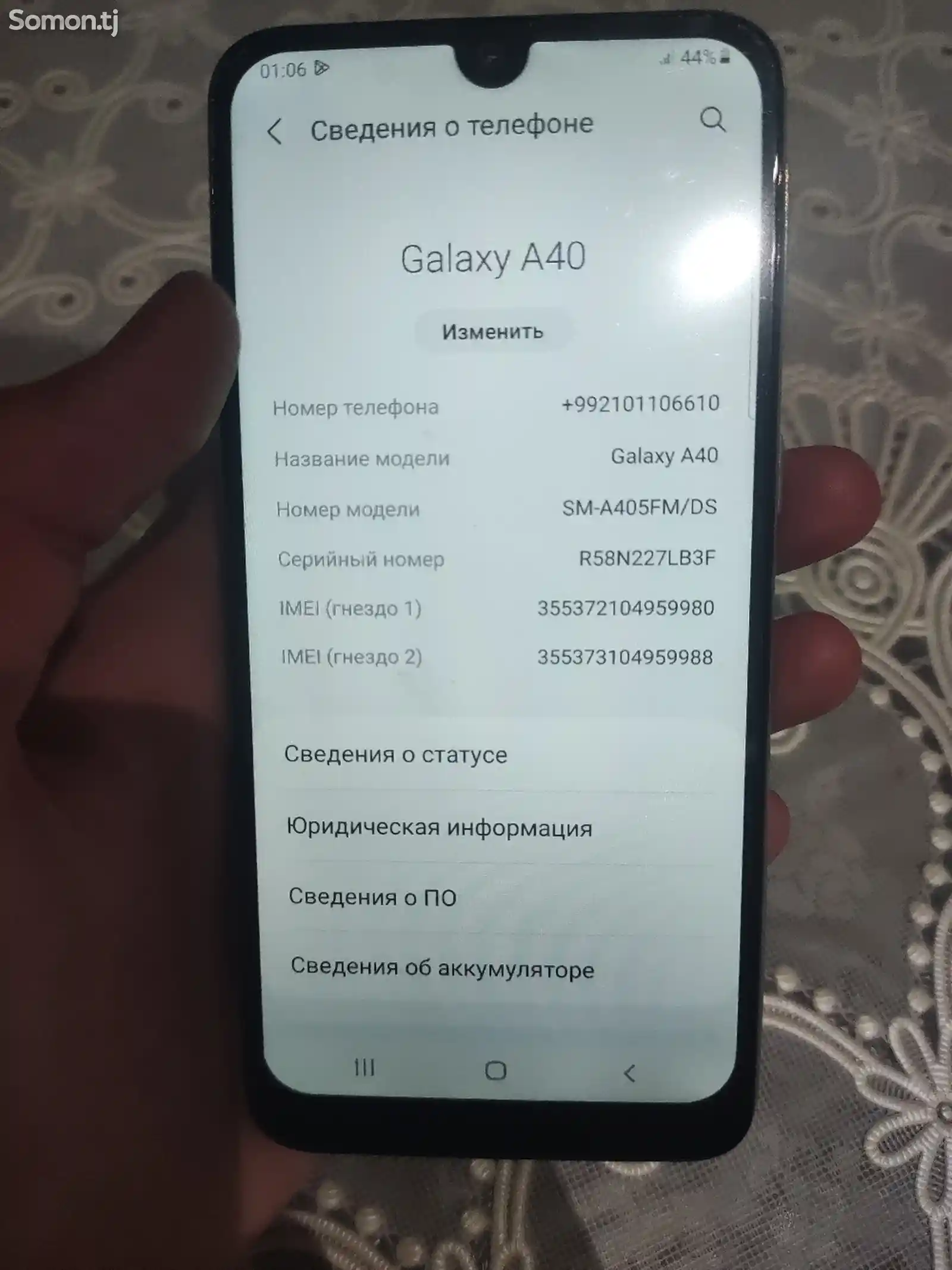 Samsung Galaxy A40-3