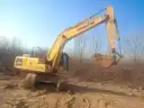 Экскаватор Komatsu PC 200-3