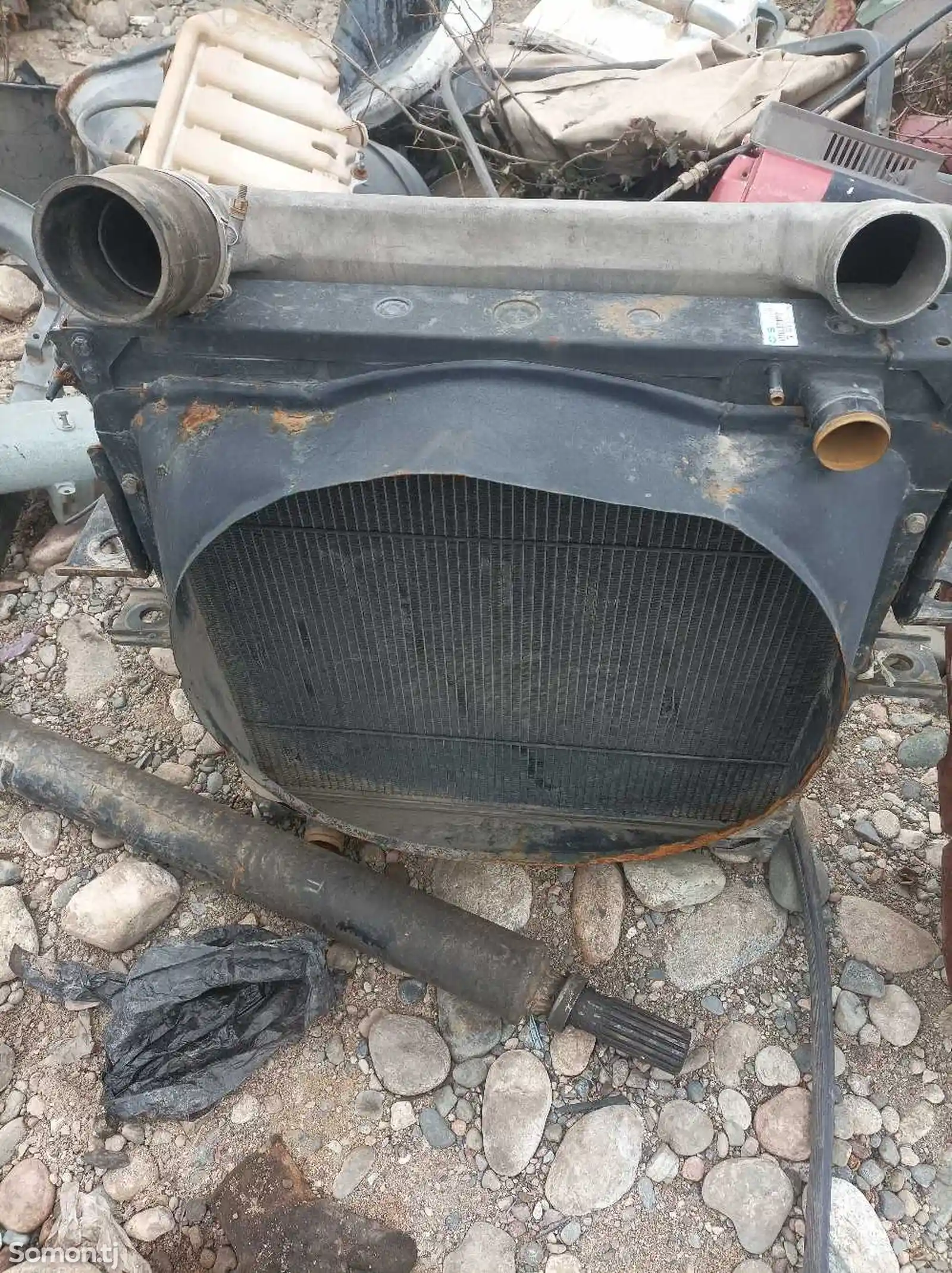 Радиатор Dong Feng-1