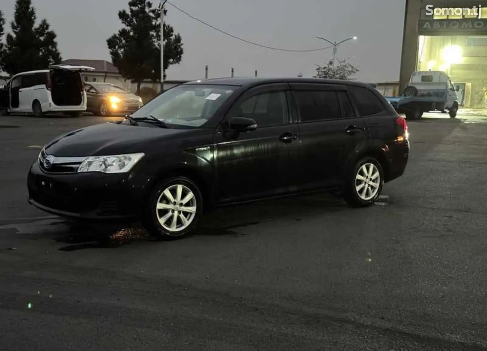 Toyota Fielder, 2014-2