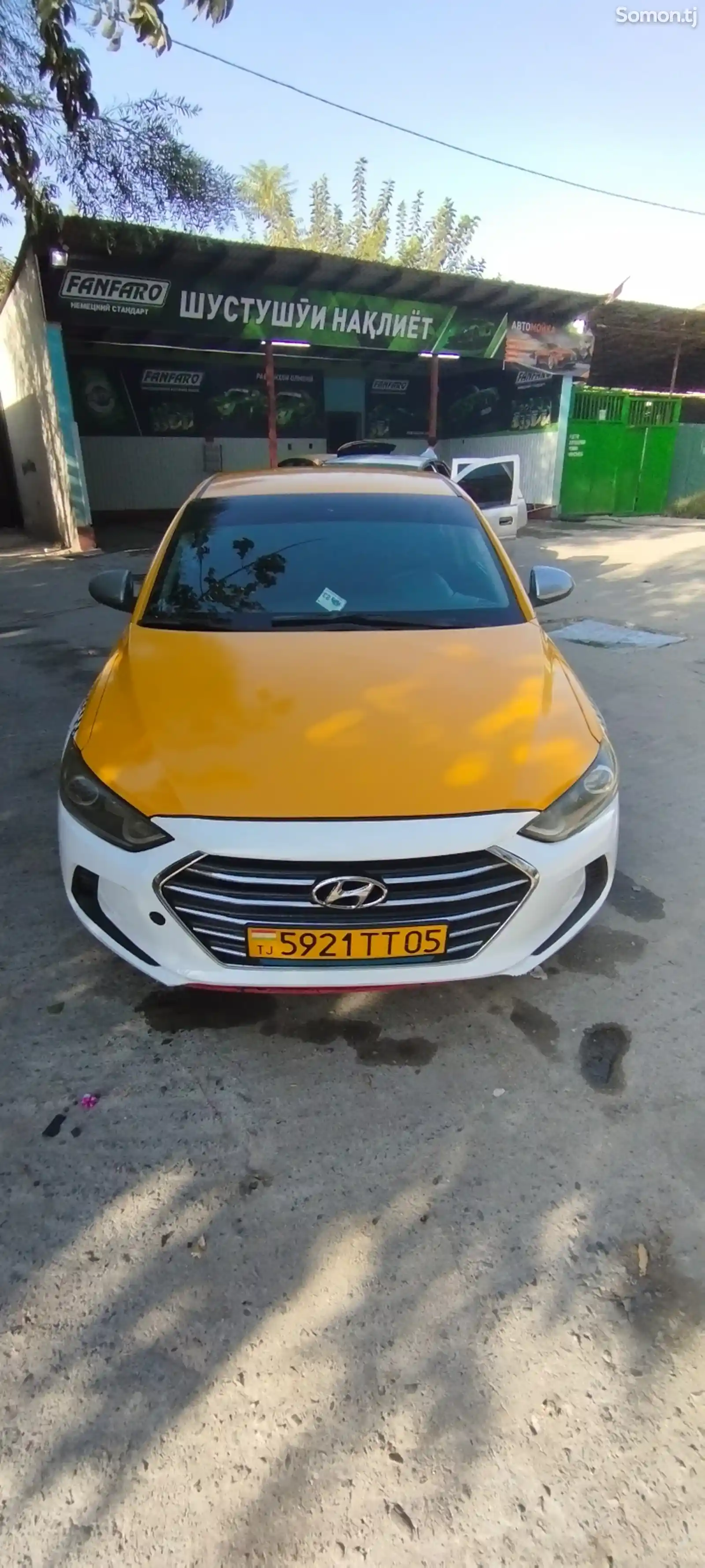 Hyundai Elantra, 2017-8