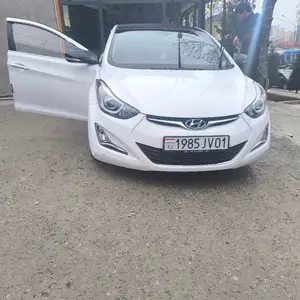 Hyundai Elantra, 2014