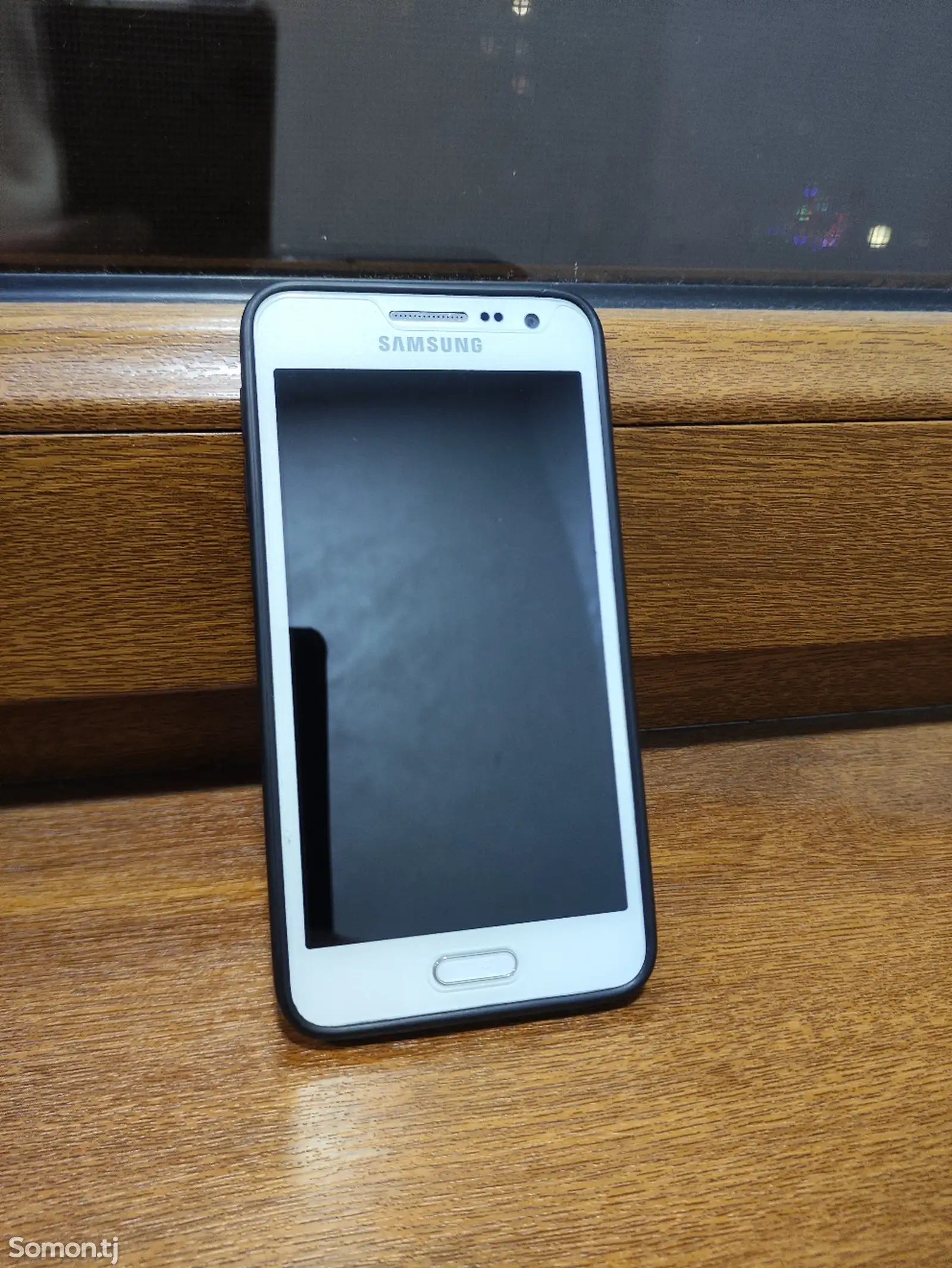 Samsung Galaxy A3-1