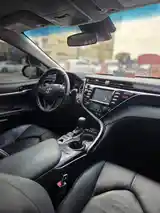 Toyota Camry, 2018-7