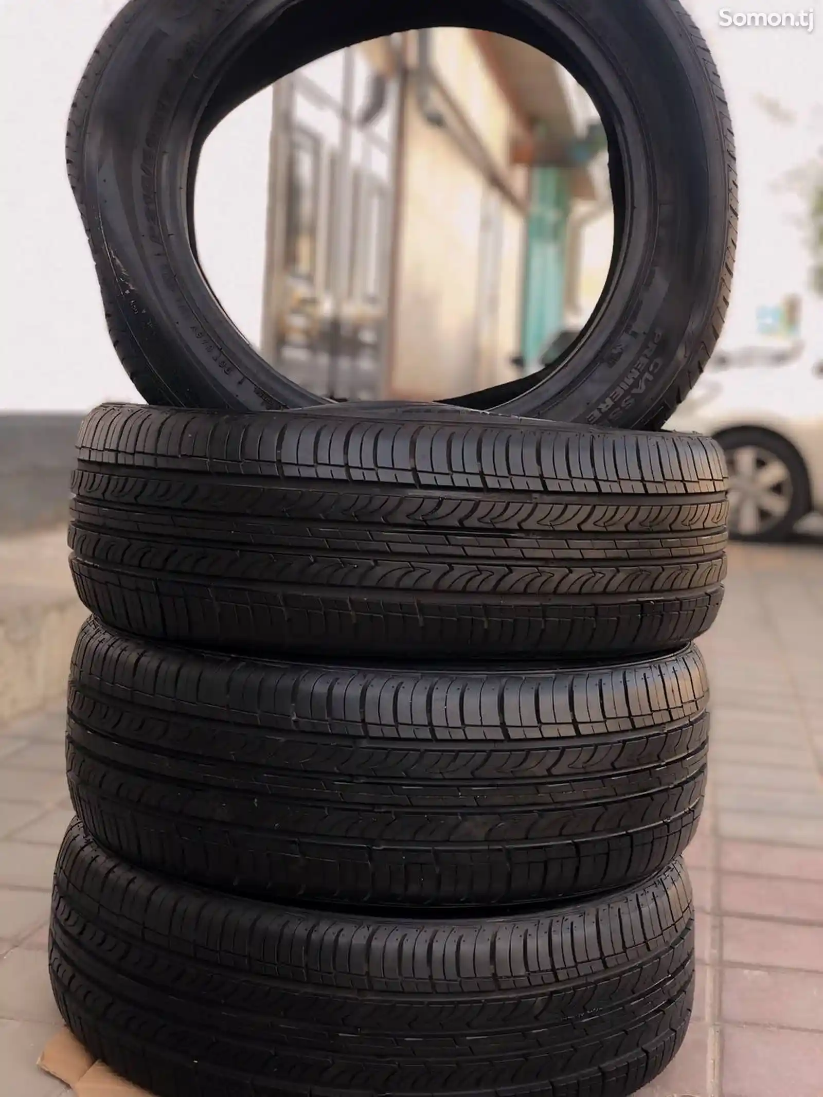 Баллон NeXeN 215/55 R17-2