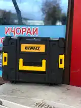 Лазерный дальномер Dewalt-3