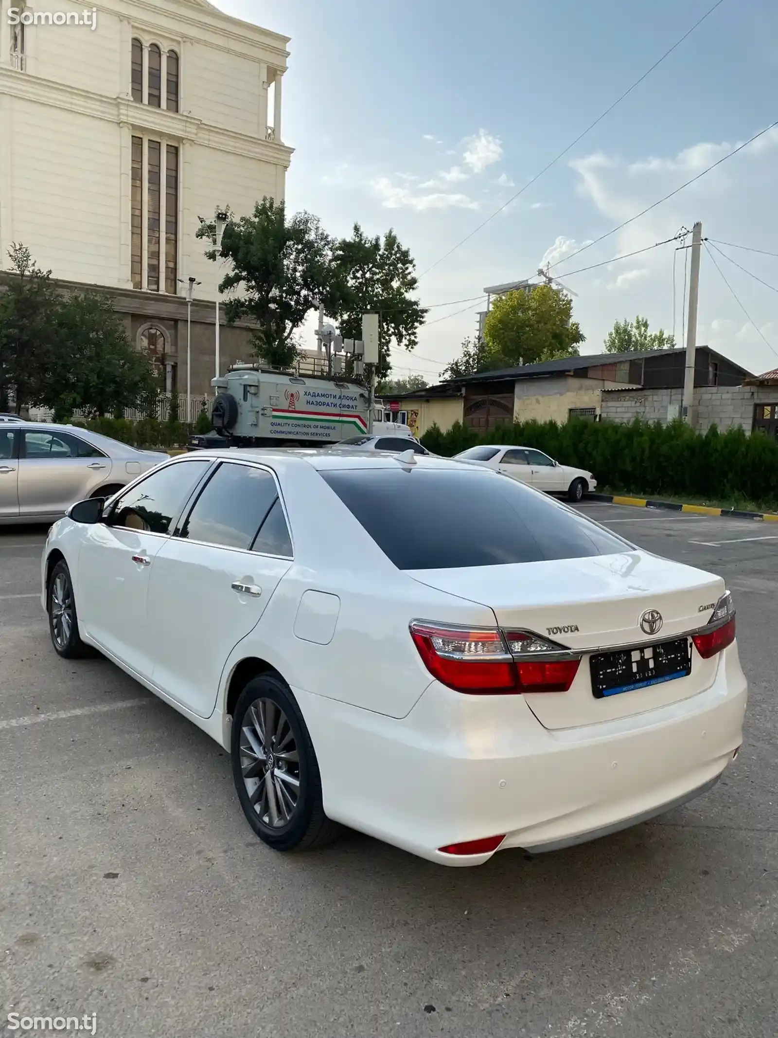 Toyota Camry, 2017-1