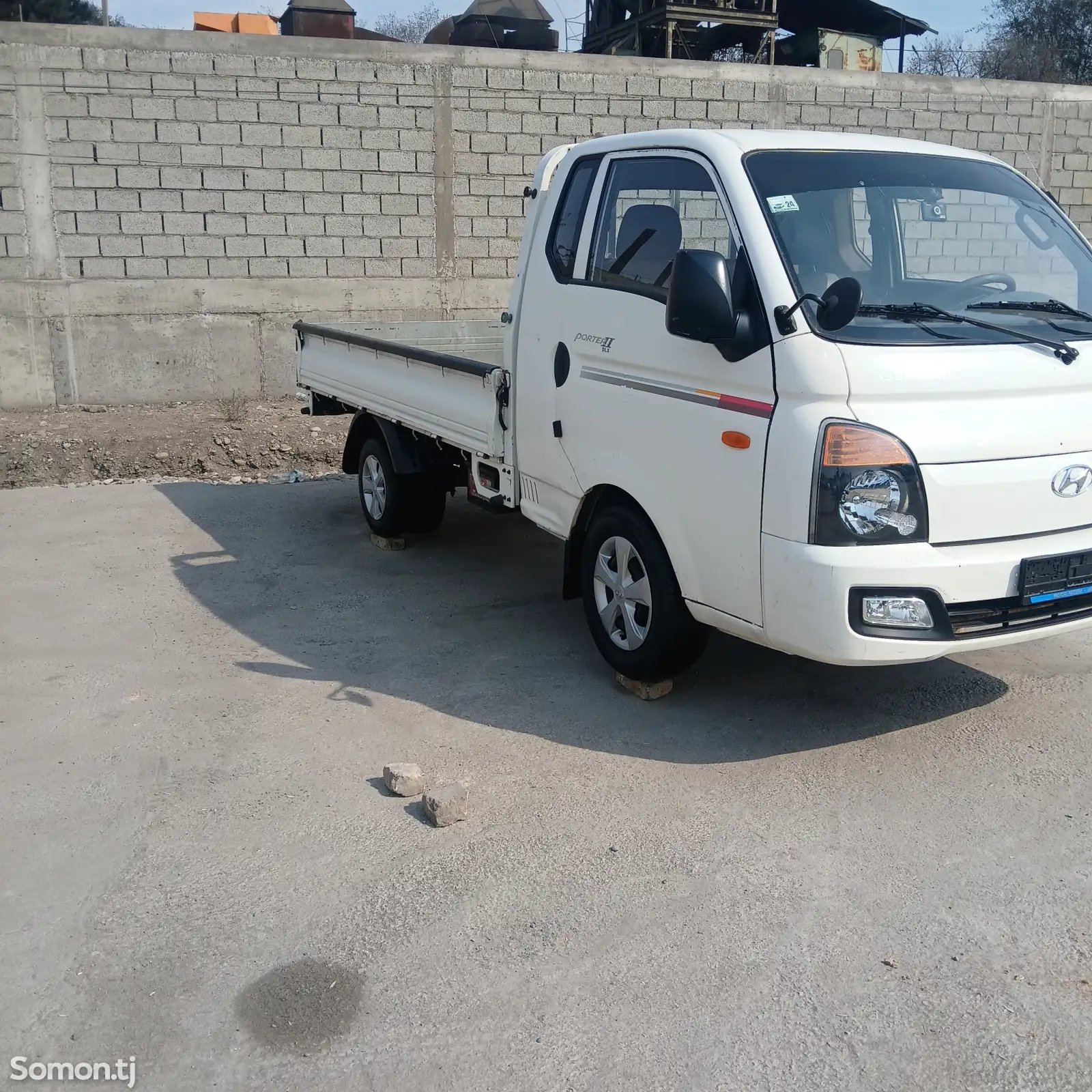 Бортовой автомобиль Hyundai Porter, 2015-6