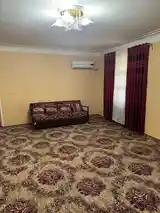 5-комн. квартира, 1 этаж, 110 м², Навобод-2