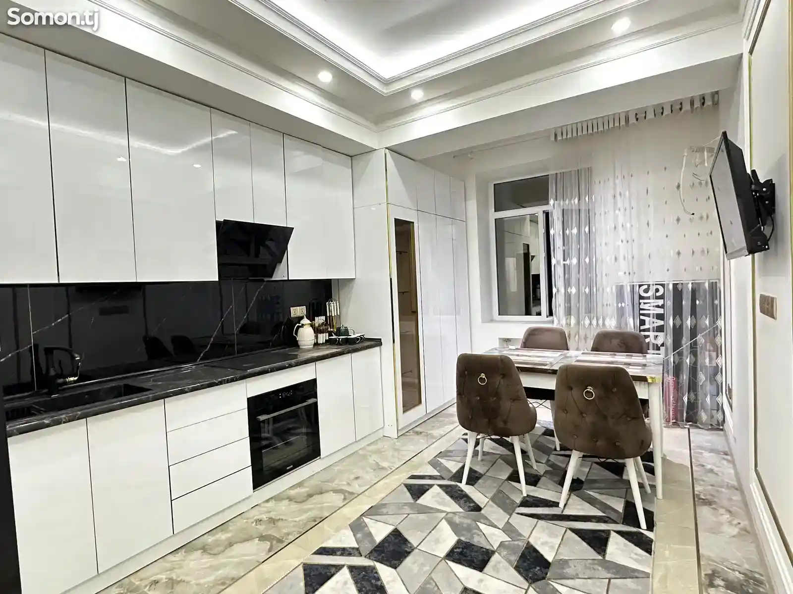 2-комн. квартира, 6 этаж, 90м², Дом печати-7